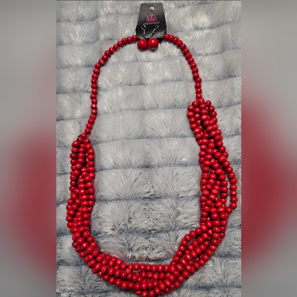 Elegant Red Beaded Necklace